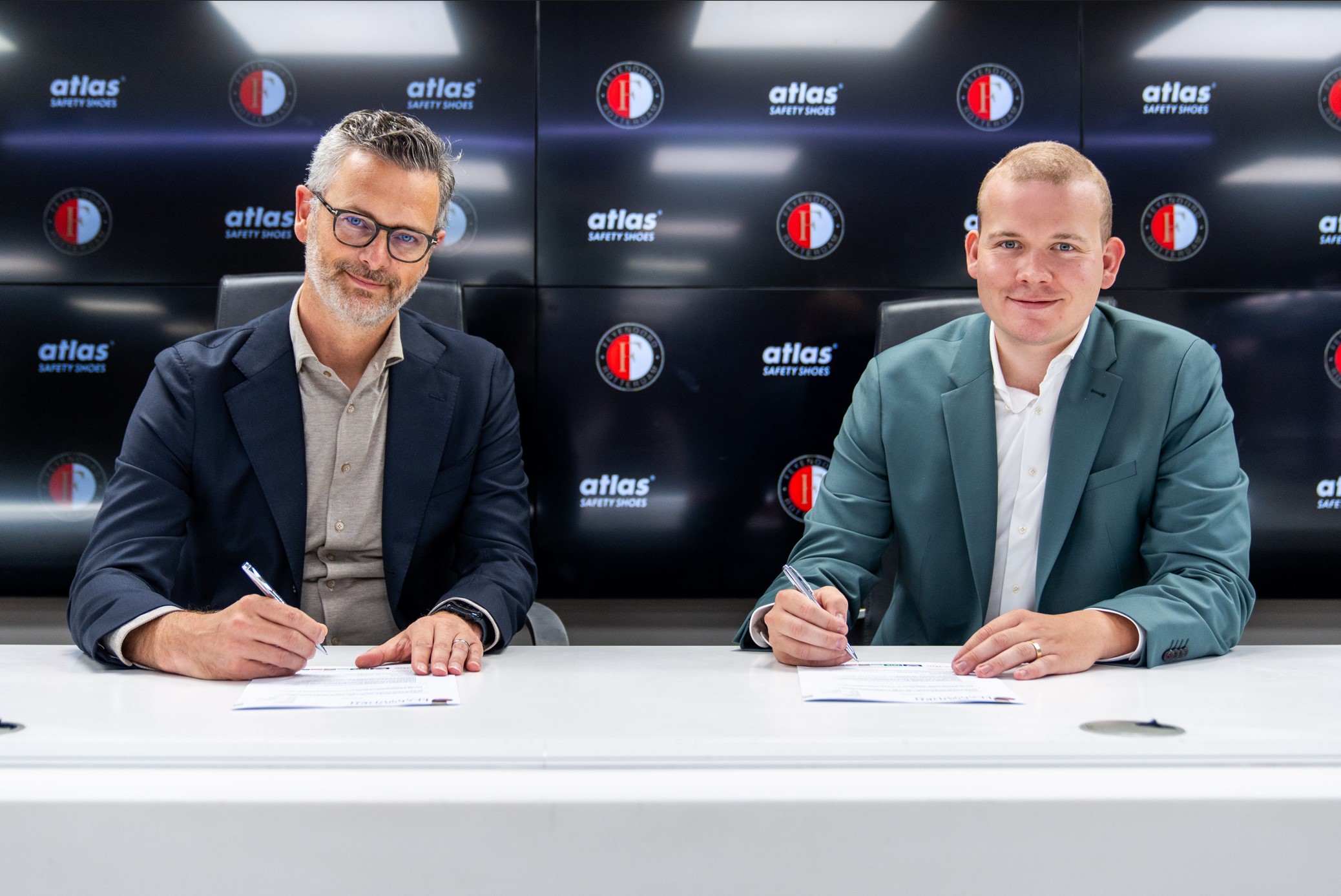 Sponsordeal Atlas en Feyenoord